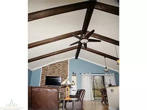 92 Feldspar Dr, Williamston, MI 48895 photo 5