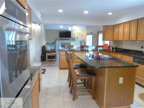 4304 E Howe Rd, Bath, MI 48808 photo 6