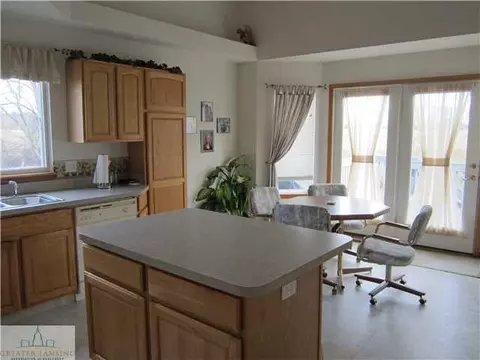 3383 Ramsgate, Lansing, MI 48906 photo 8