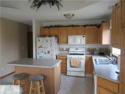 3383 Ramsgate, Lansing, MI 48906 photo 9