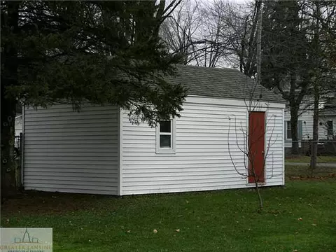 614 N Mai, Bellevue, MI 49021 photo 4