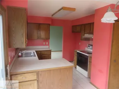 3959 Hearthside Dr, Holt, MI 48842 photo 3