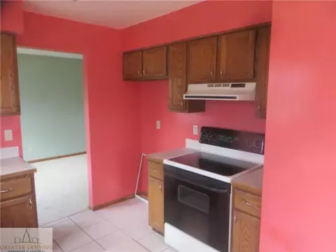 3959 Hearthside Dr, Holt, MI 48842 photo 5