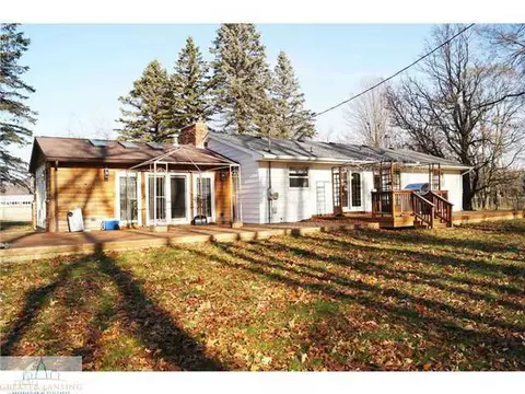 100 Barry Rd, Haslett, MI 48840 photo 5