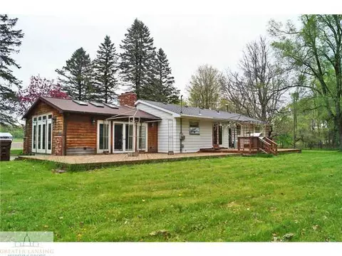 100 Barry Rd, Haslett, MI 48840 photo 4