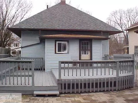 209 Smith Ave, Lansing, MI 48910 photo 15