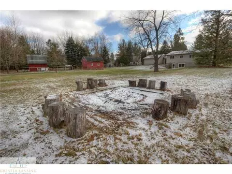 5577 Ann Dr, Bath, MI 48808 photo 18