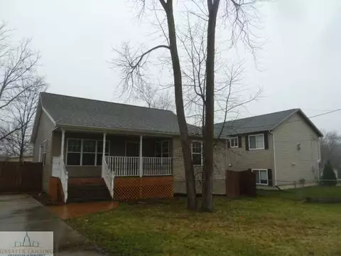 2612 E Cavanaugh Rd, Lansing, MI 48910 photo 1