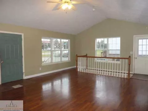 2612 E Cavanaugh Rd, Lansing, MI 48910 photo 5