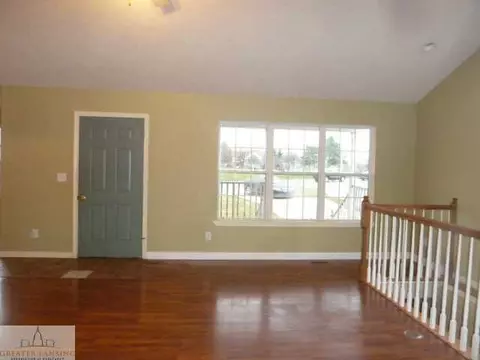 2612 E Cavanaugh Rd, Lansing, MI 48910 photo 6