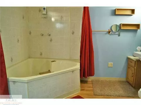 1017 Durango, Lansing, MI 48917 photo 22