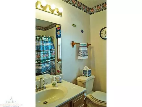 1017 Durango, Lansing, MI 48917 photo 19