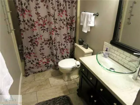 904 Turner St, Dewitt, MI 48820 photo 16