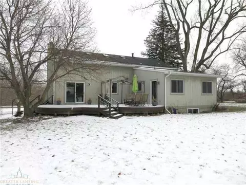 904 Turner St, Dewitt, MI 48820 photo 6