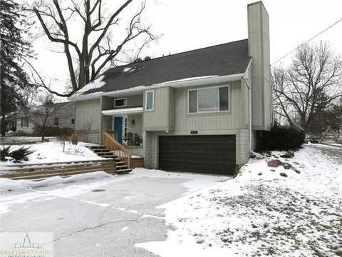 904 Turner St, Dewitt, MI 48820 photo 2