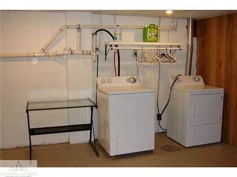 1075 W Round Lake Rd, Dewitt, MI 48820 photo 15