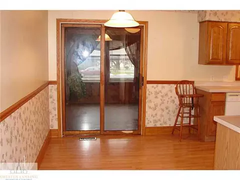 1075 W Round Lake Rd, Dewitt, MI 48820 photo 11