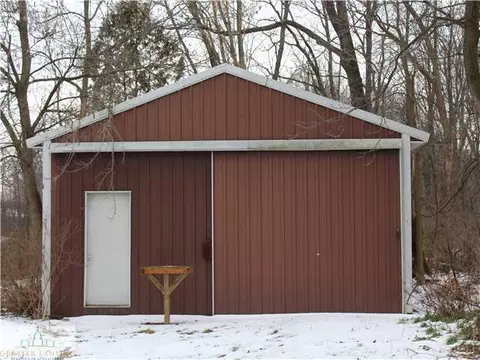 15342 E Peacock Rd, East Lansing, MI 48823 photo 2
