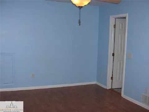 15487 Outer Dr, Bath, MI 48808 photo 6