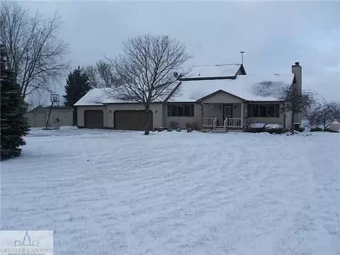 3903 E Colony Rd, Saint Johns, MI 48879 photo 2