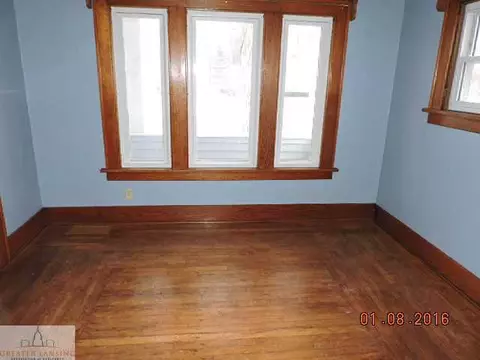 542 W Maple St, Mason, MI 48854 photo 6