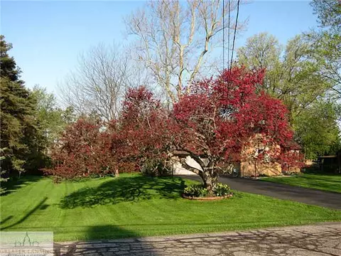 4635 Seneca Dr, Okemos, MI 48864 photo 17