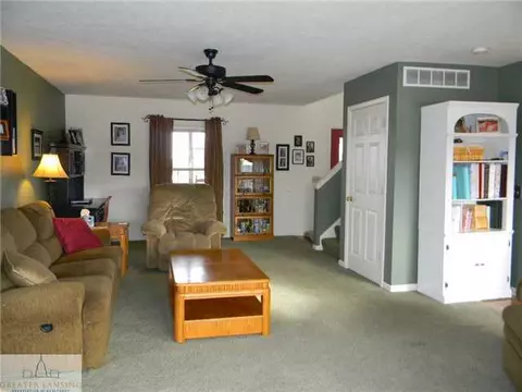6905 W Howe Rd, Dewitt, MI 48820 photo 4