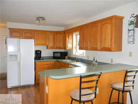 6905 W Howe Rd, Dewitt, MI 48820 photo 7