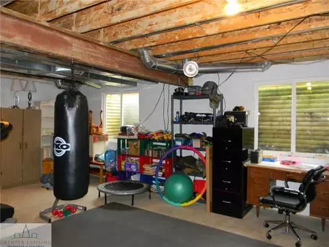6905 W Howe Rd, Dewitt, MI 48820 photo 17