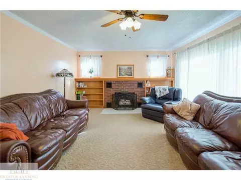6331 E Clinton Trl, Eaton Rapids, MI 48827 photo 3