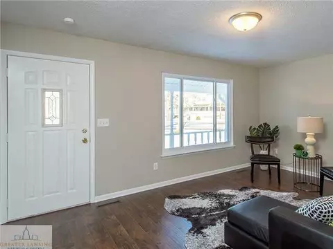 4001 Dell, Lansing, MI 48911 photo 3