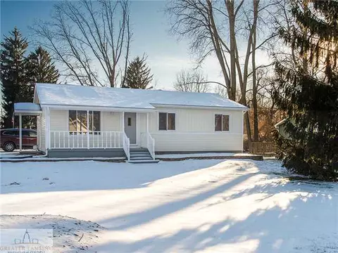 4001 Dell, Lansing, MI 48911 photo 1