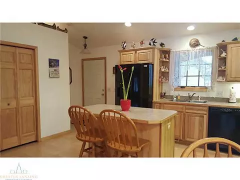 4387 W Bath Rd, Perry, MI 48872 photo 3
