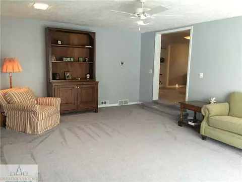 1432 E Miller Rd, Lansing, MI 48911 photo 3
