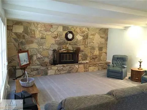 1432 E Miller Rd, Lansing, MI 48911 photo 2