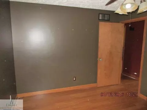 5237 E Townsend St, Saint Johns, MI 48879 photo 8