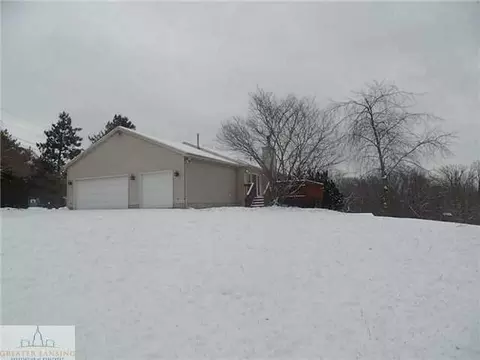 10329 Corcoran, Haslett, MI 48840 photo 3