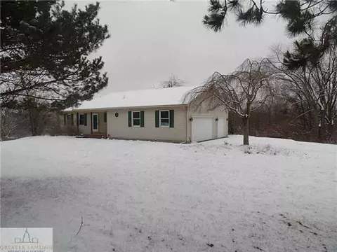10329 Corcoran, Haslett, MI 48840 photo 2