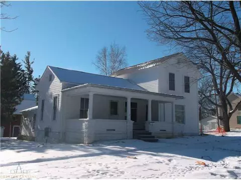 404 E Oak St, Mason, MI 48854 photo 1