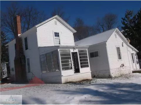 404 E Oak St, Mason, MI 48854 photo 4