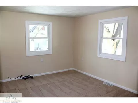 1702 Lyons Ave, Lansing, MI 48910 photo 14