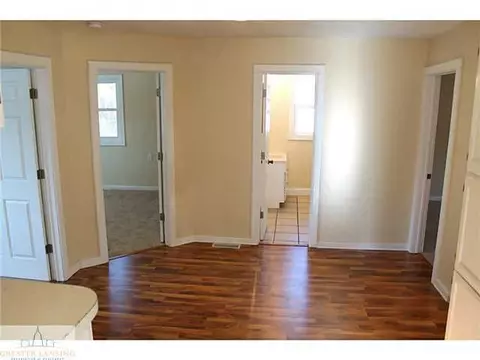 1702 Lyons Ave, Lansing, MI 48910 photo 7