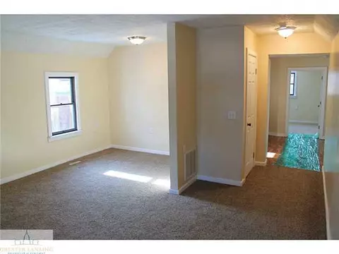 1702 Lyons Ave, Lansing, MI 48910 photo 5