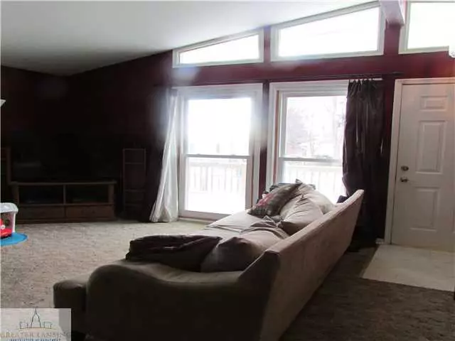  955 S Eugenia, Mason, MI 48854 photo 4