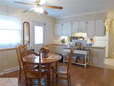 885 N Waverly, Dimondale, MI 48821 photo 7