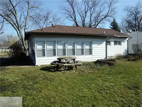 521 Iris Ave, Lansing, MI 48917 photo 3