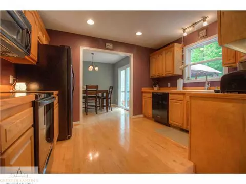 2052 Arbor, Dewitt, MI 48820 photo 4