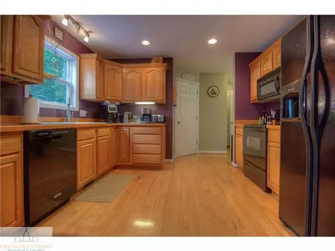 2052 Arbor, Dewitt, MI 48820 photo 5