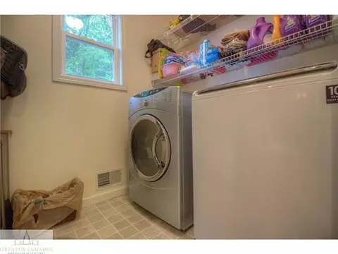 2052 Arbor, Dewitt, MI 48820 photo 6