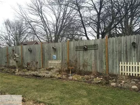 317 E Front St, Grand Ledge, MI 48837 photo 23